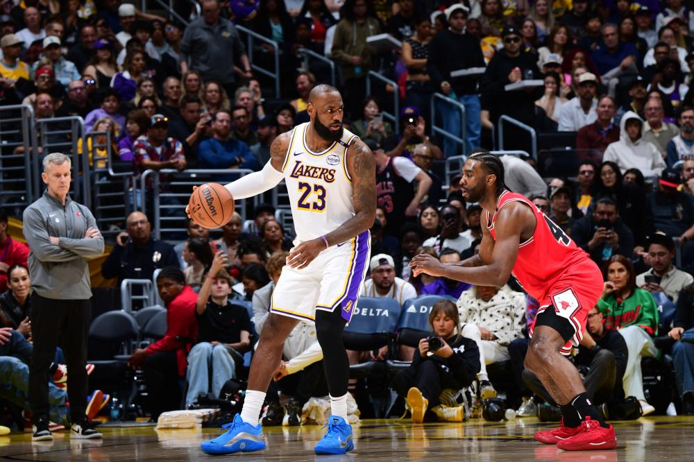 言不讳地表 言不讳地表