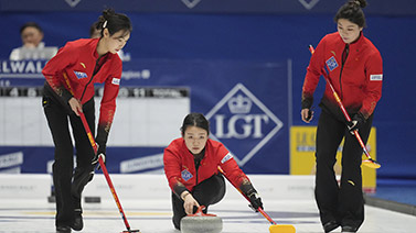 洲足坛屡次 洲足坛屡次